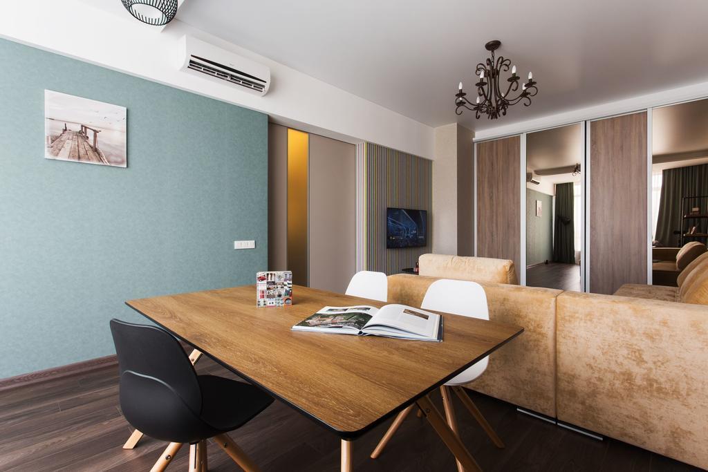 Apartment On Arkadiivskyi Lane โอเดสซา ภายนอก รูปภาพ