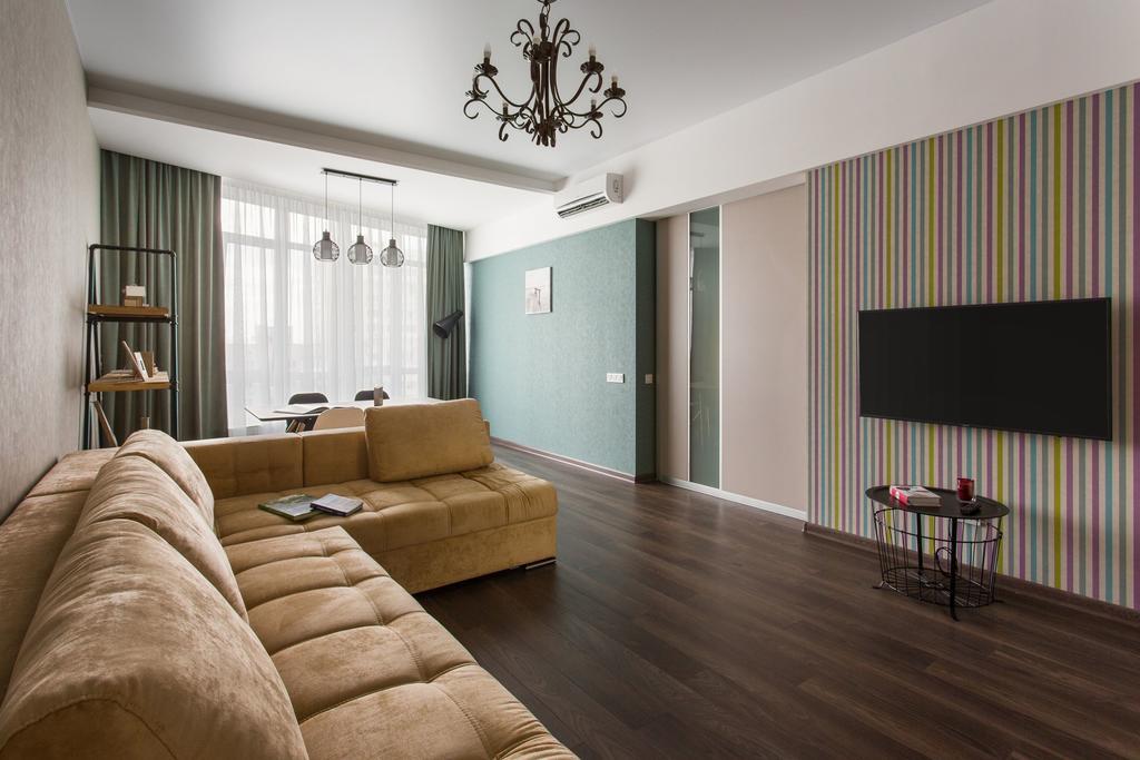 Apartment On Arkadiivskyi Lane โอเดสซา ภายนอก รูปภาพ